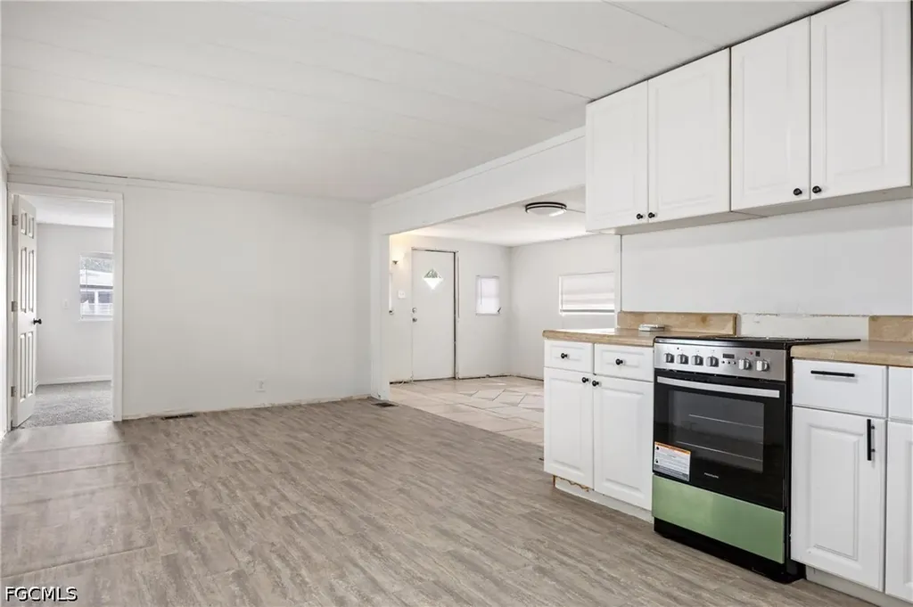 11111 Ballweg Lane Fort Myers FL 33908