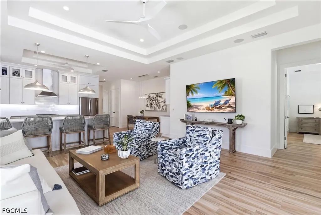553 106th Avenue N Naples FL 34108