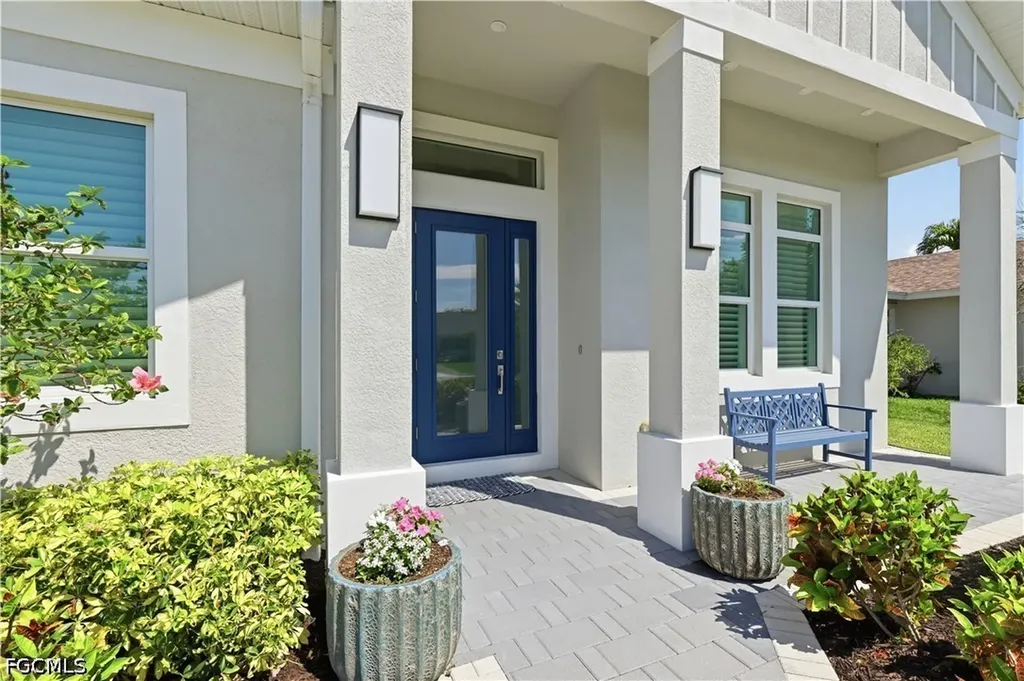 553 106th Avenue N Naples FL 34108