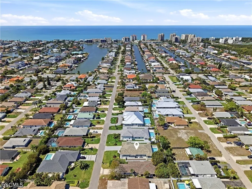 553 106th Avenue N Naples FL 34108