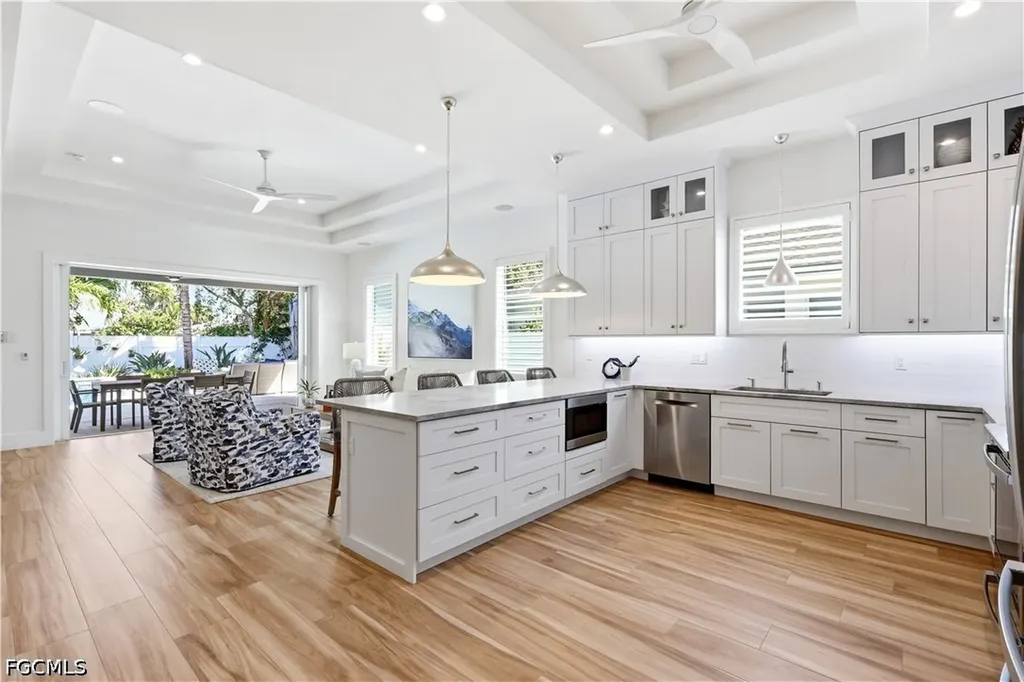 553 106th Avenue N Naples FL 34108