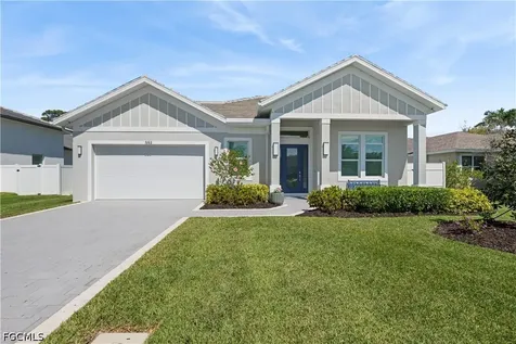 553 106TH Avenue N Naples FL 34108