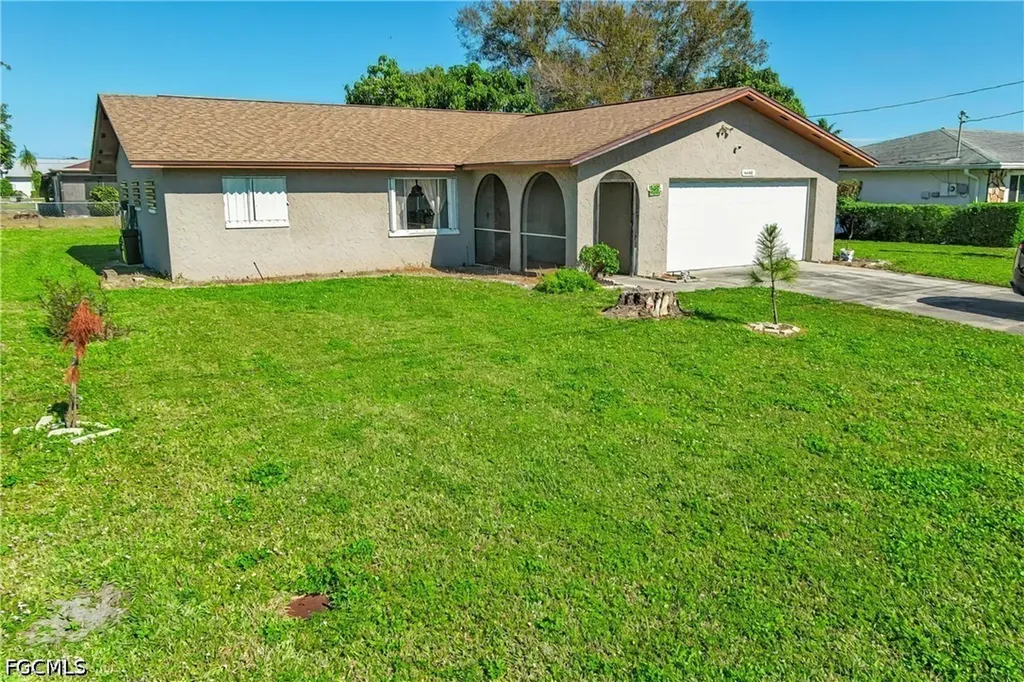 1433 SE 14th Terrace Cape Coral FL 33990