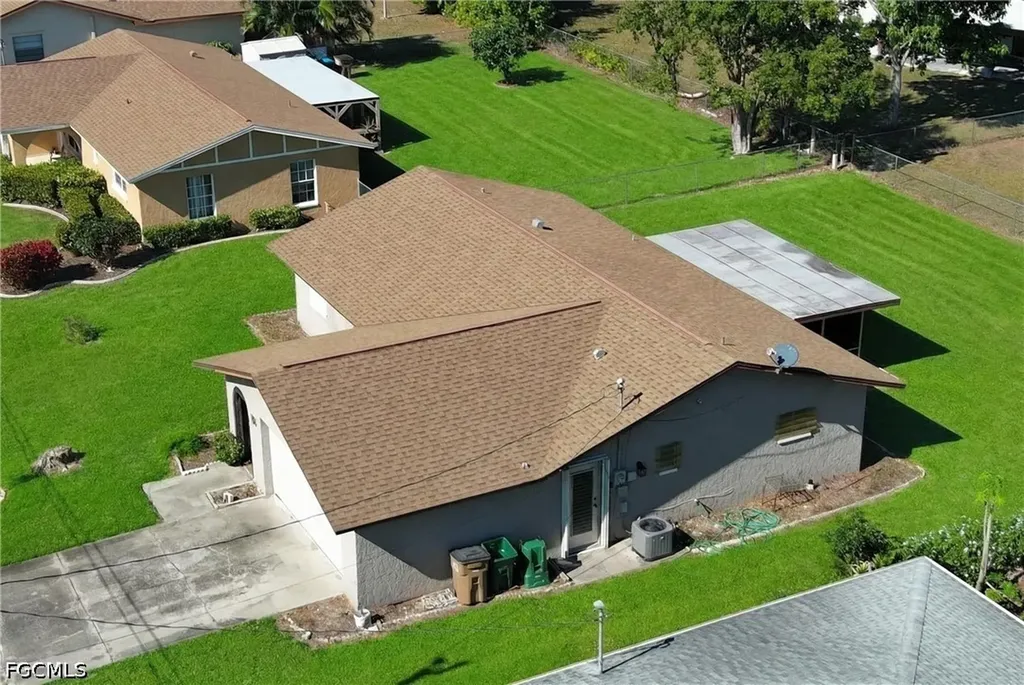 1433 SE 14th Terrace Cape Coral FL 33990
