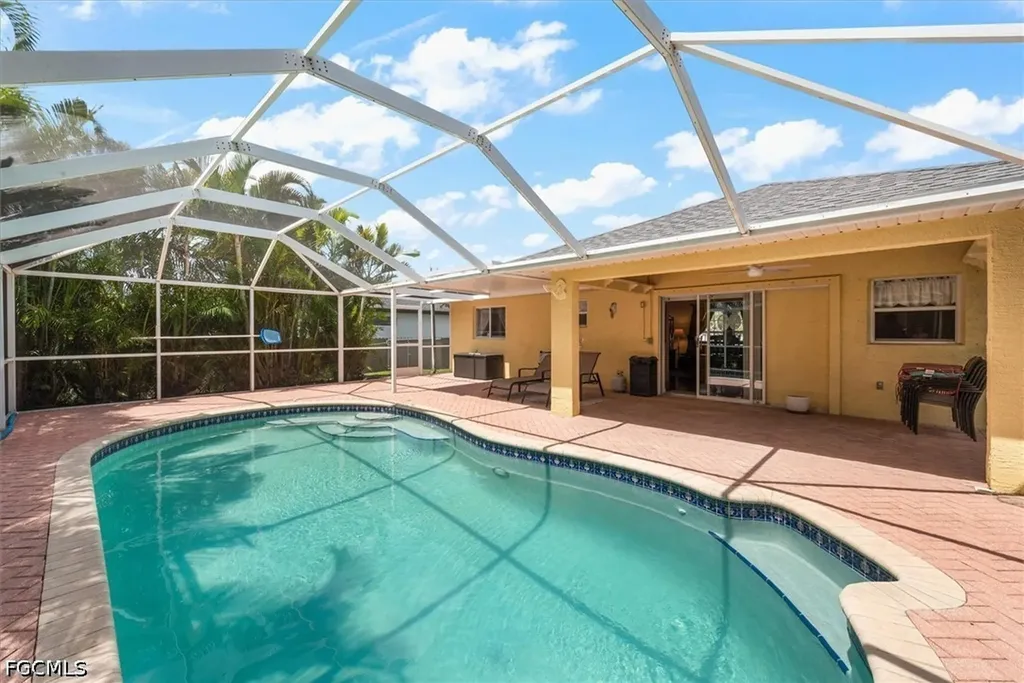 504 NW 3rd Lane Cape Coral FL 33993