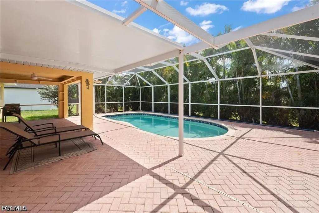 504 NW 3rd Lane Cape Coral FL 33993