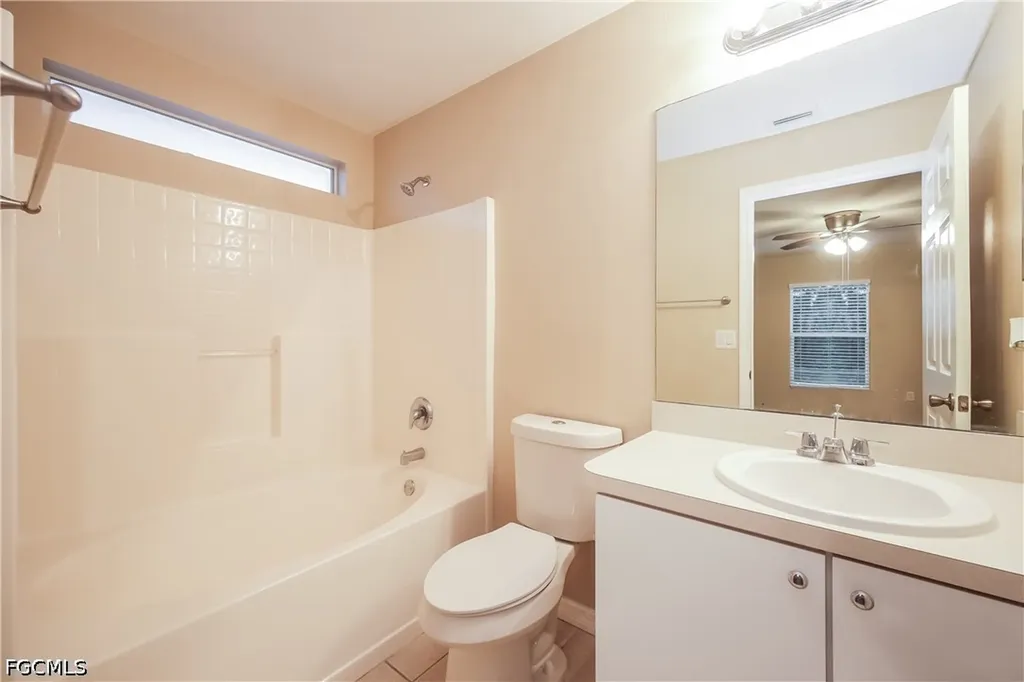 2705 Villa Avenue S Lehigh Acres FL 33976