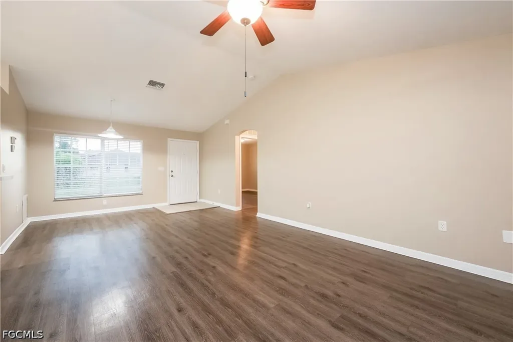 2705 Villa Avenue S Lehigh Acres FL 33976