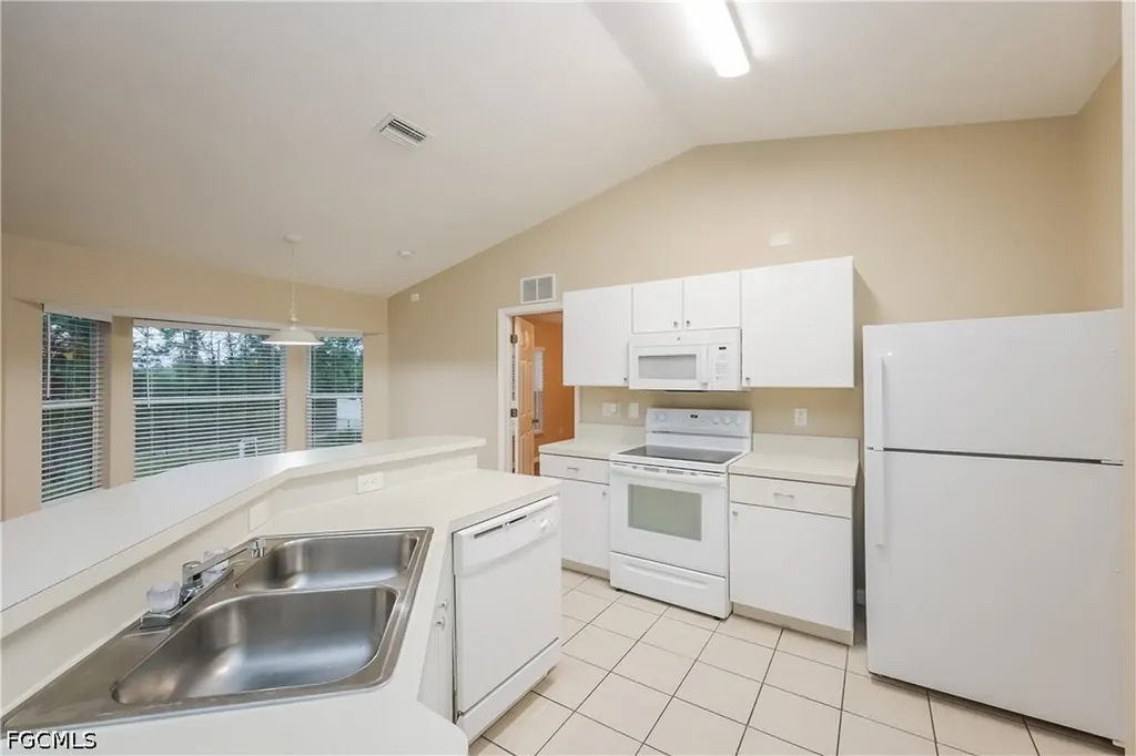 2705 Villa Avenue S Lehigh Acres FL 33976