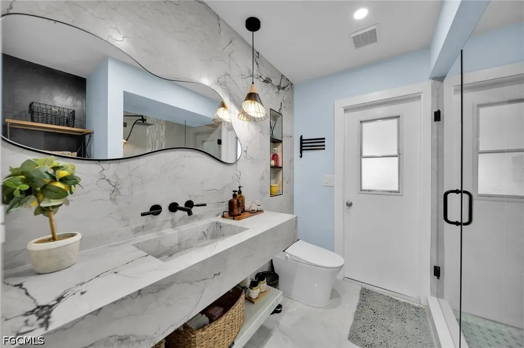 145 SE 17th Street Cape Coral FL 33990