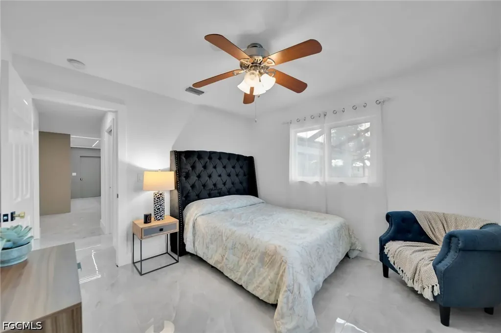 145 SE 17th Street Cape Coral FL 33990