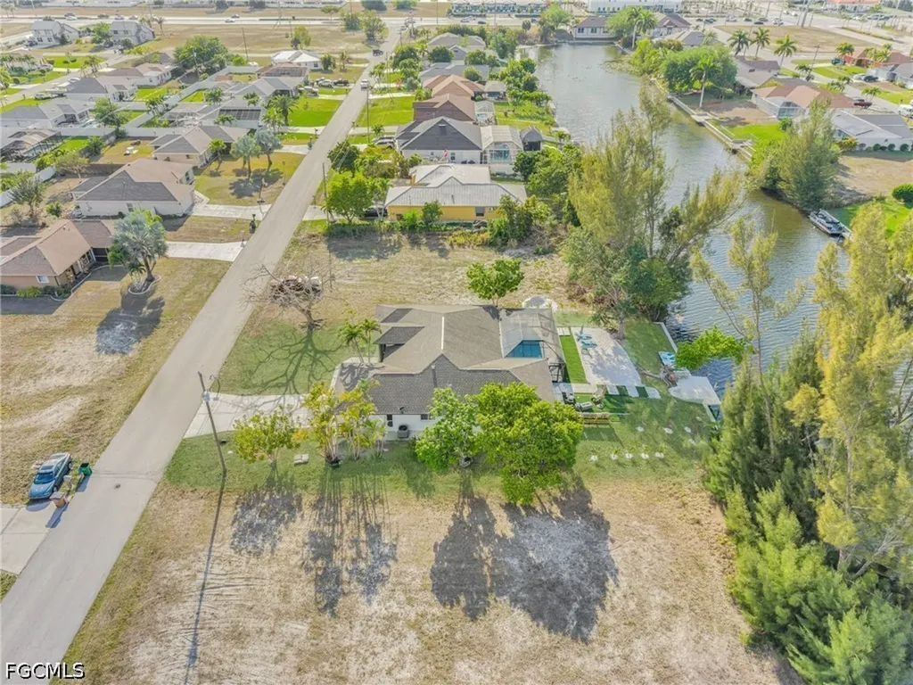 145 SE 17th Street Cape Coral FL 33990