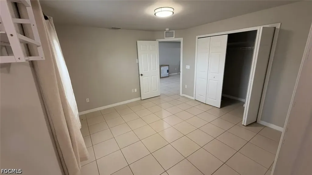 1621 SW 33rd Street Cape Coral FL 33914