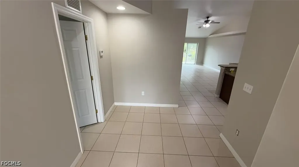 1621 SW 33rd Street Cape Coral FL 33914