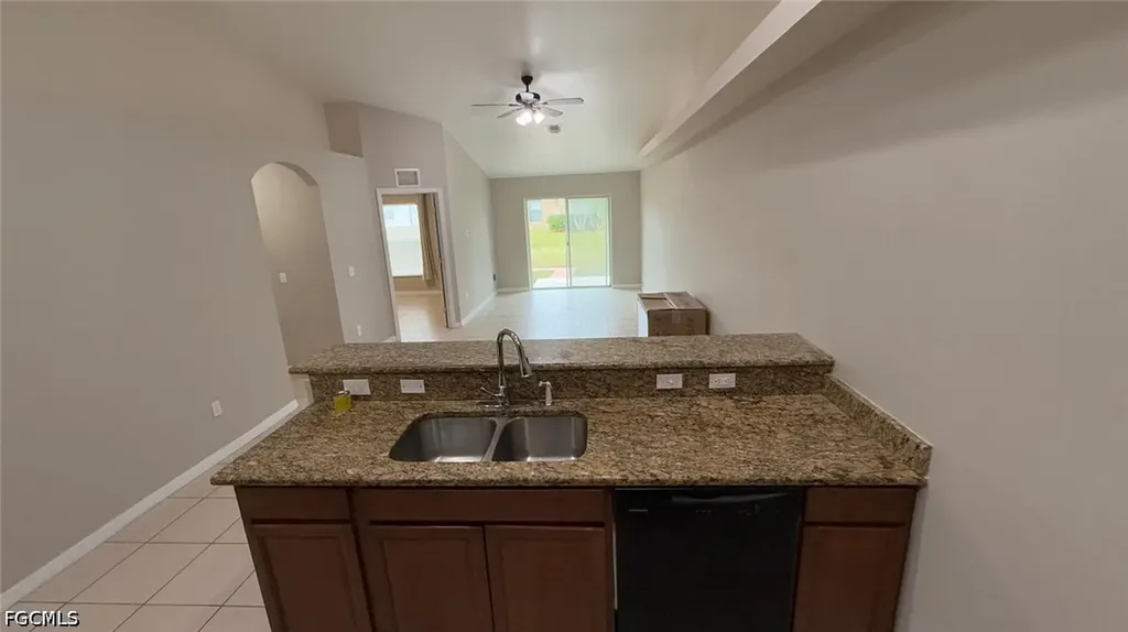 1621 SW 33rd Street Cape Coral FL 33914