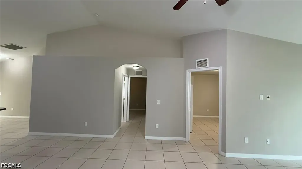 1621 SW 33rd Street Cape Coral FL 33914