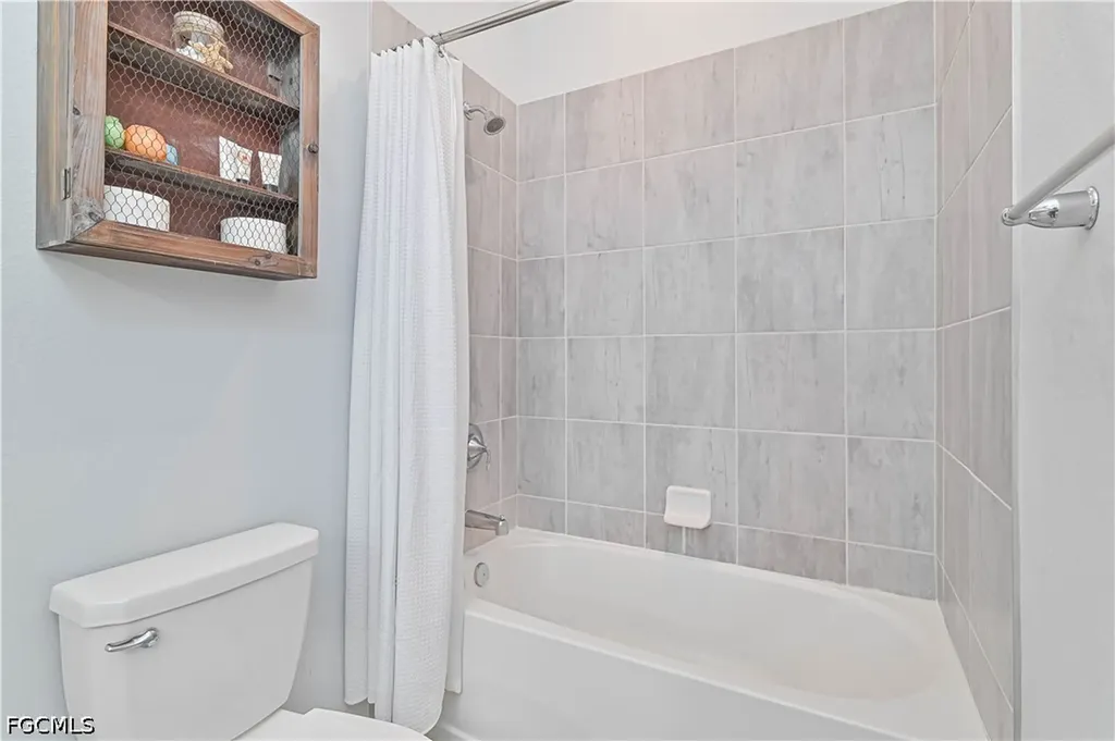 19828 Beechcrest Place Estero FL 33928