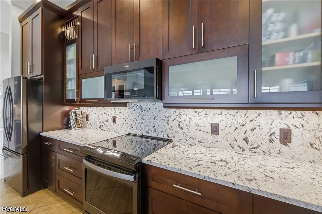 2003 SW 29th Terrace Cape Coral FL 33914