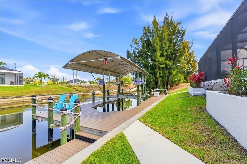 2003 SW 29th Terrace Cape Coral FL 33914