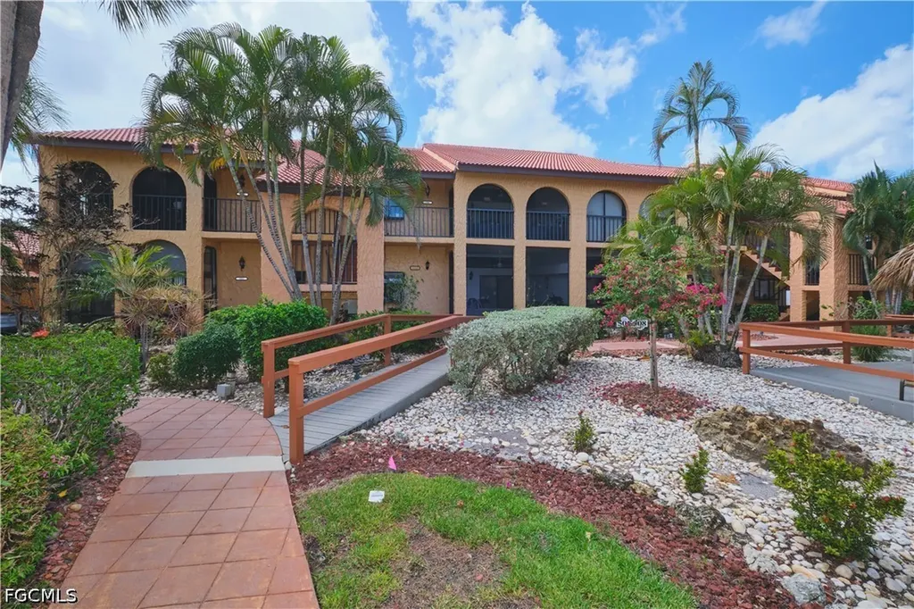 5510 SW 4th Place Cape Coral FL 33914