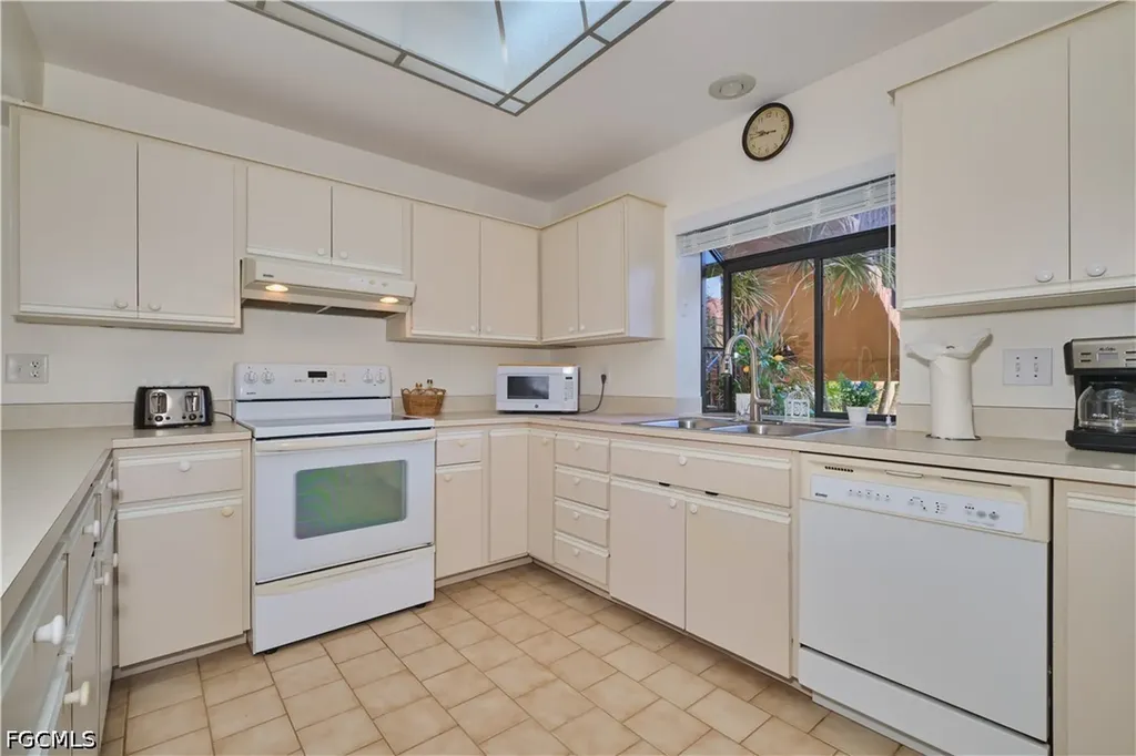 5510 SW 4th Place Cape Coral FL 33914