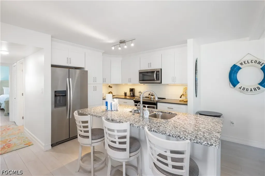 1341 Middle Gulf Drive Sanibel FL 33957