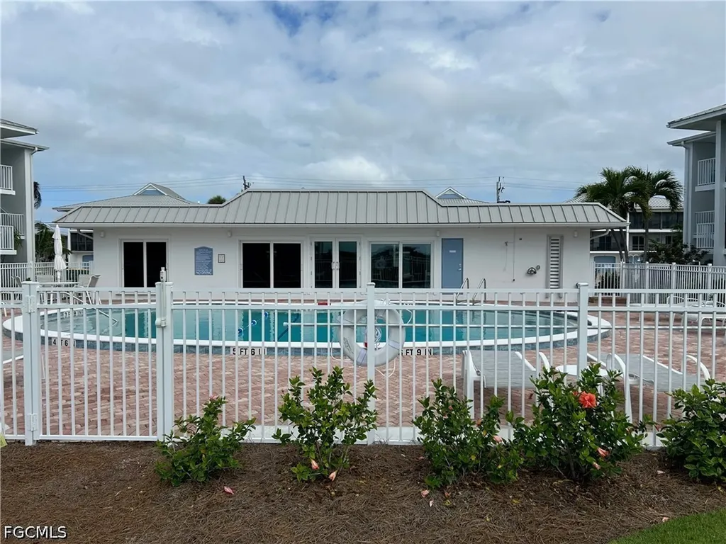 1341 Middle Gulf Drive Sanibel FL 33957