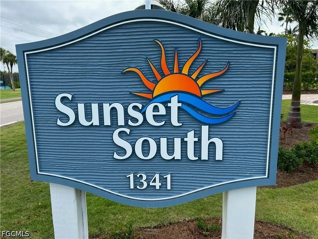 1341 Middle Gulf Drive Sanibel FL 33957