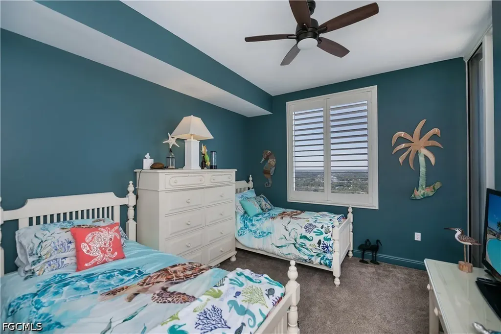 2104 W First Street Fort Myers FL 33901