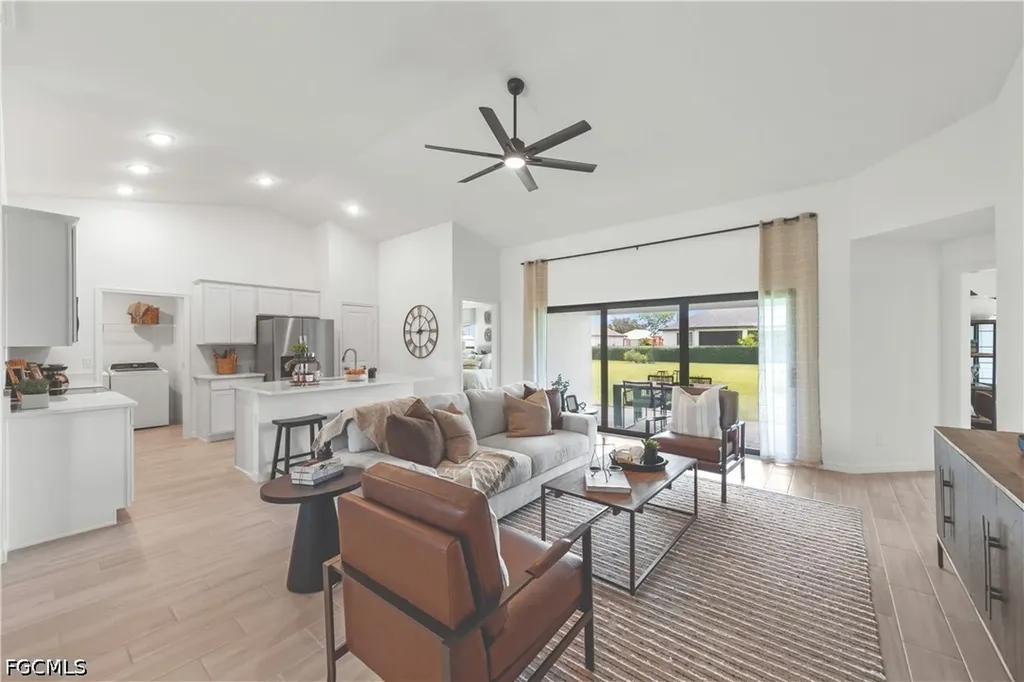 503 NE 15th Terrace Cape Coral FL 33909