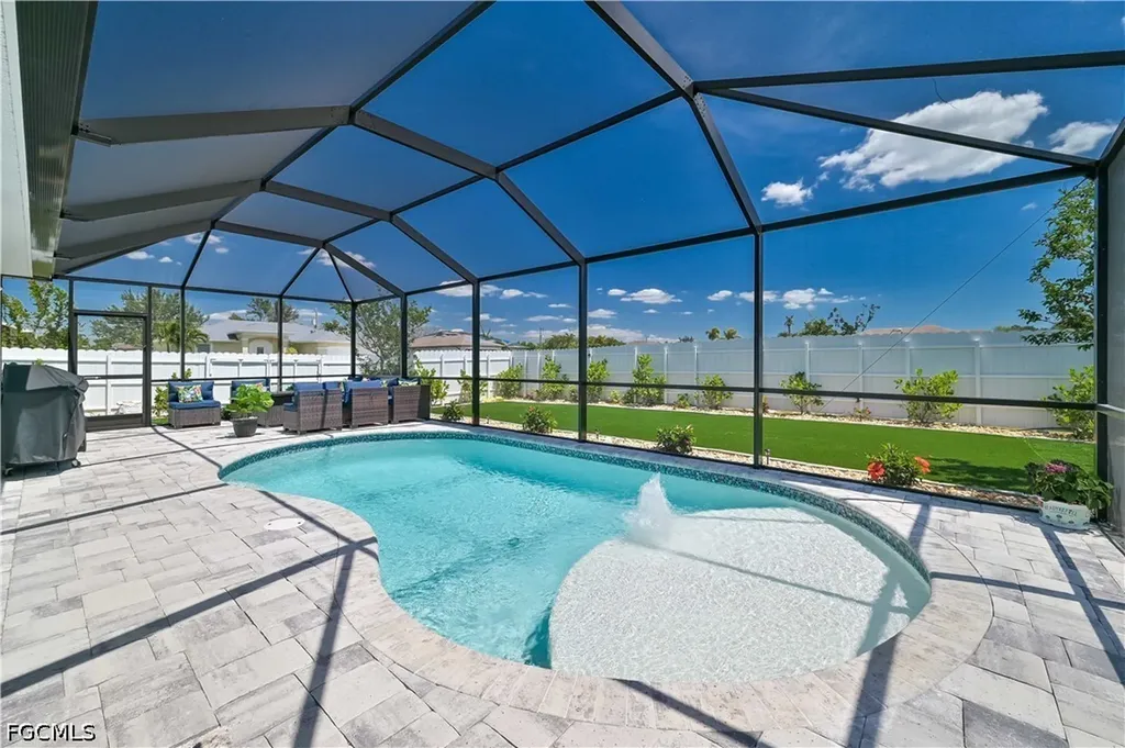 216 SW 29th Street Cape Coral FL 33914