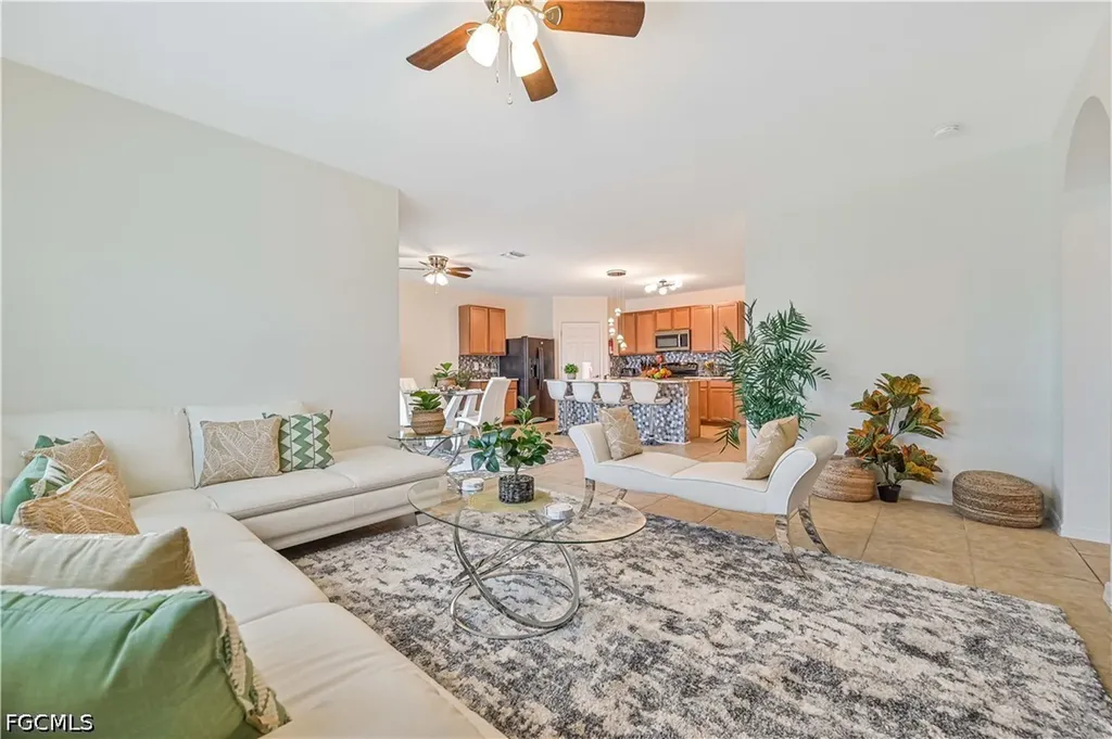 216 SW 29th Street Cape Coral FL 33914