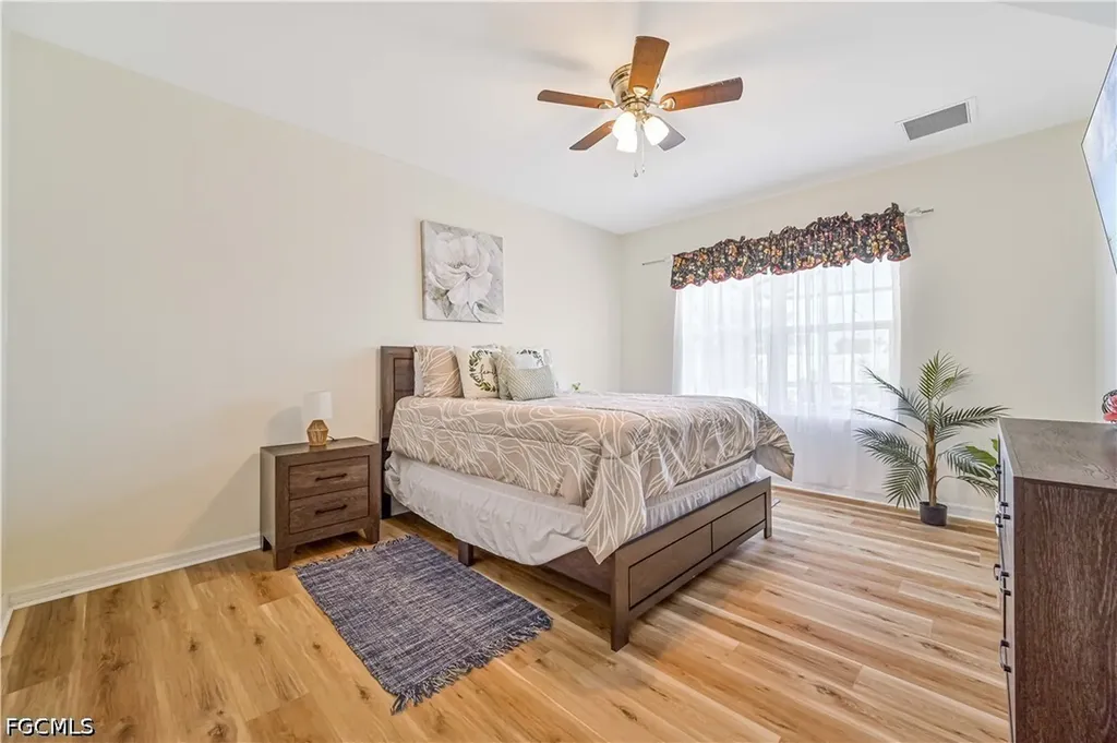 216 SW 29th Street Cape Coral FL 33914