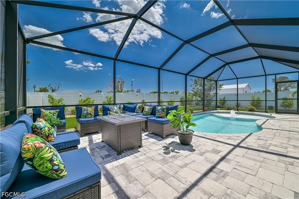 216 SW 29th Street Cape Coral FL 33914