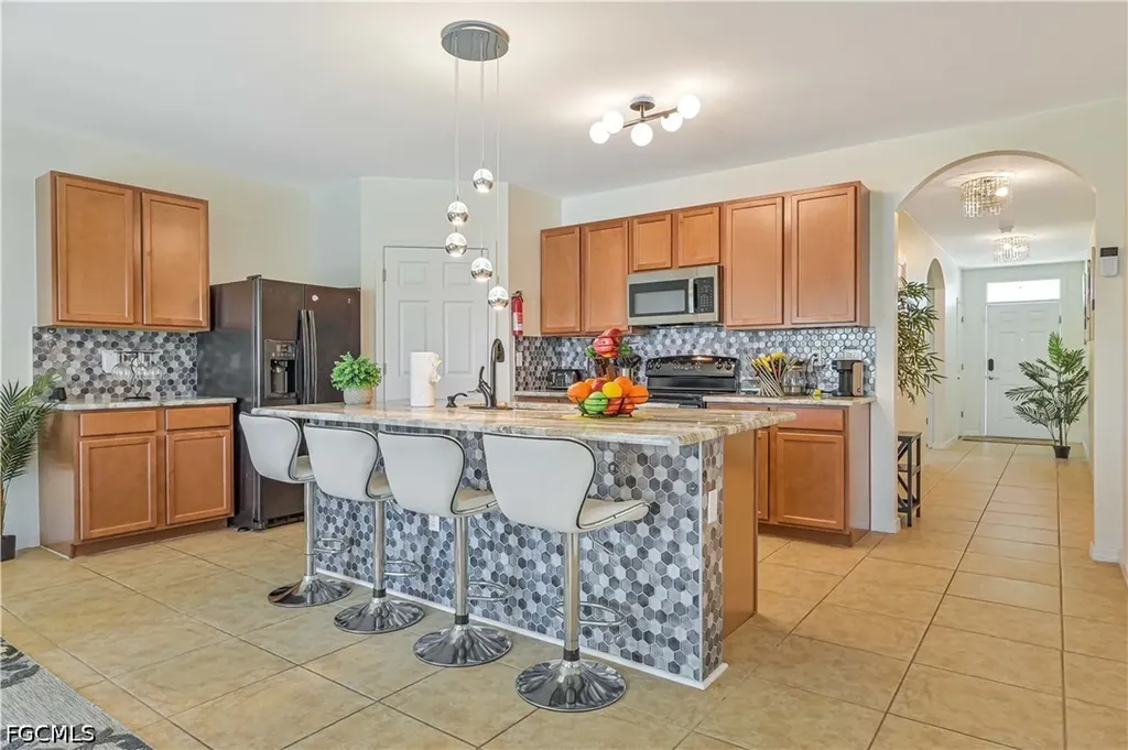 216 SW 29th Street Cape Coral FL 33914