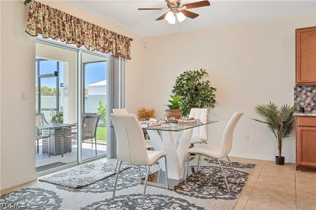 216 SW 29th Street Cape Coral FL 33914