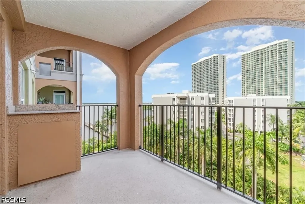 2825 Palm Beach Boulevard Fort Myers FL 33916