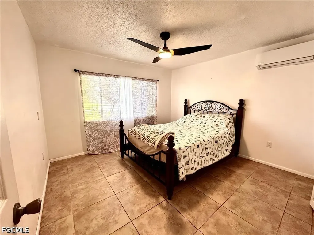 196 E Mariana Avenue North Fort Myers FL 33917