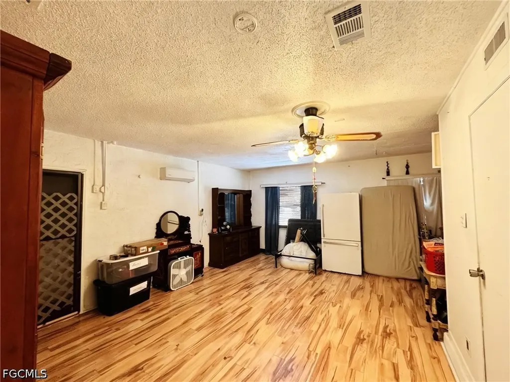 196 E Mariana Avenue North Fort Myers FL 33917