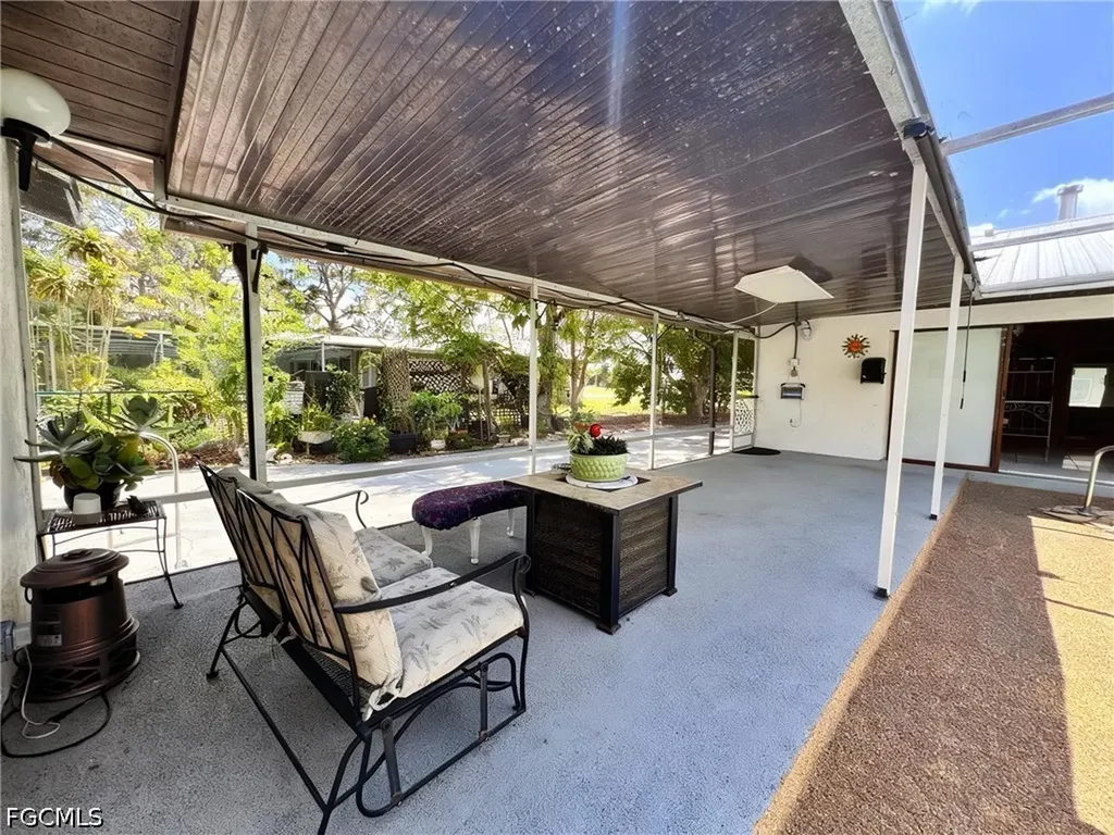 196 E Mariana Avenue North Fort Myers FL 33917