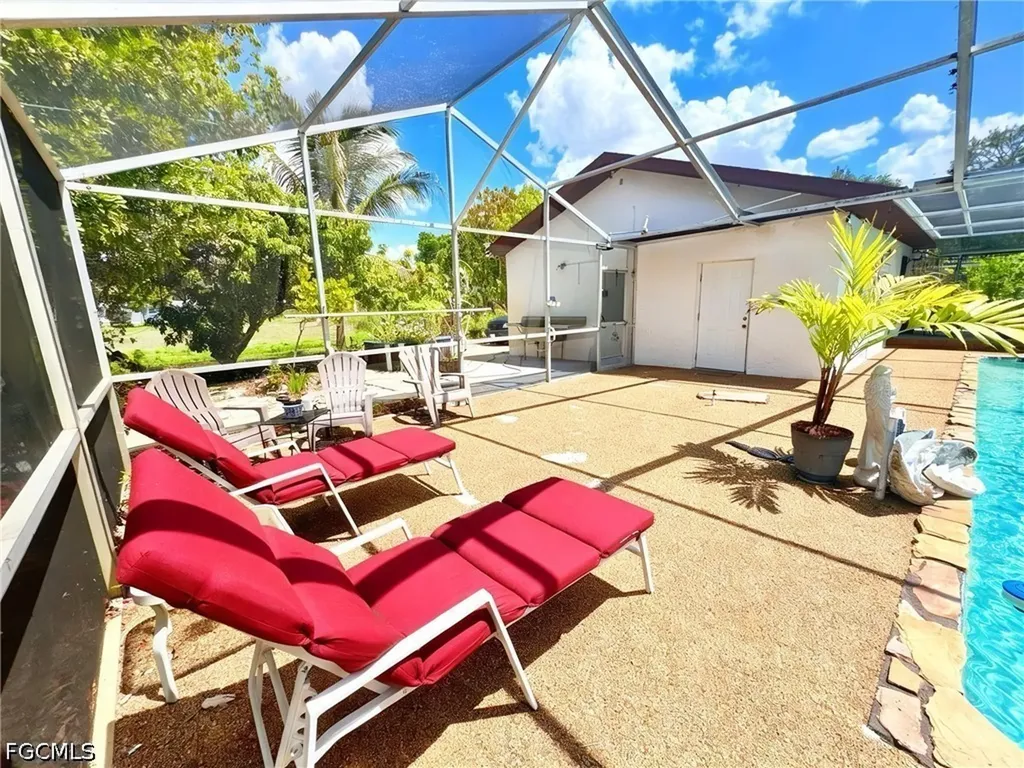 196 E Mariana Avenue North Fort Myers FL 33917