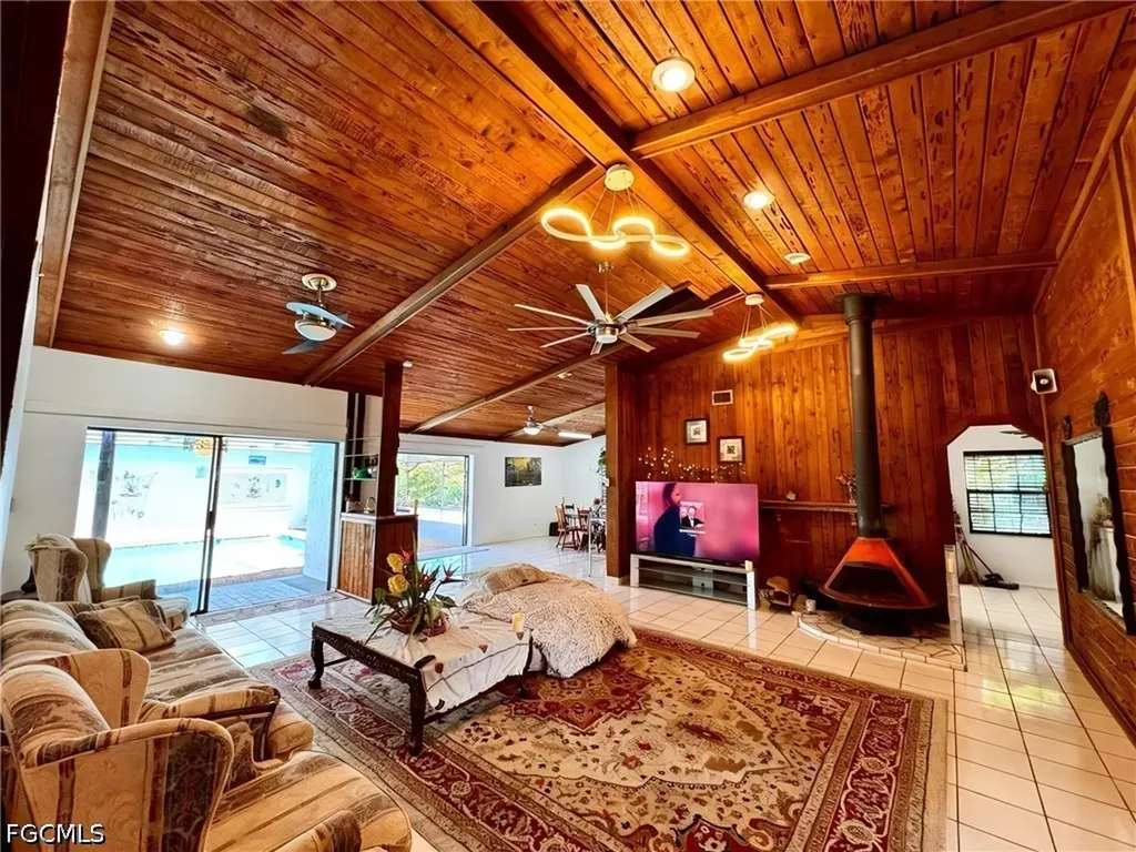196 E Mariana Avenue North Fort Myers FL 33917