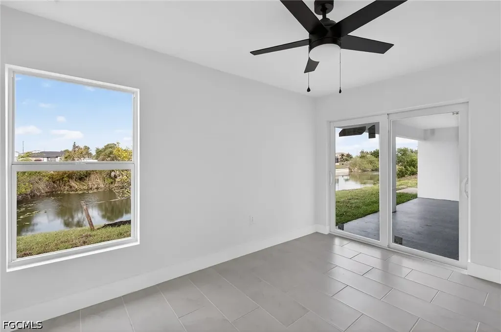 1614 NE 6th Avenue Cape Coral FL 33909