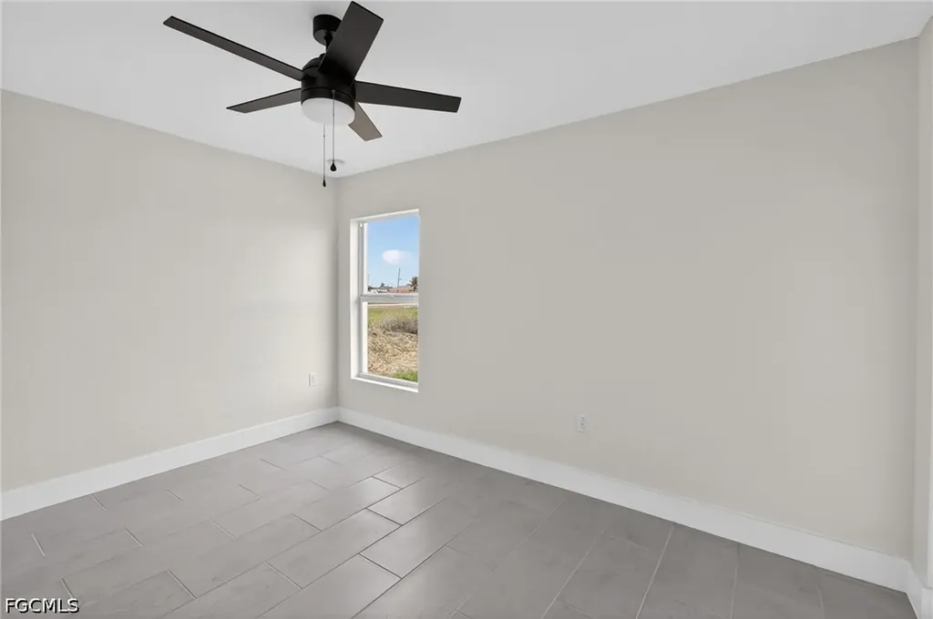 1614 NE 6th Avenue Cape Coral FL 33909