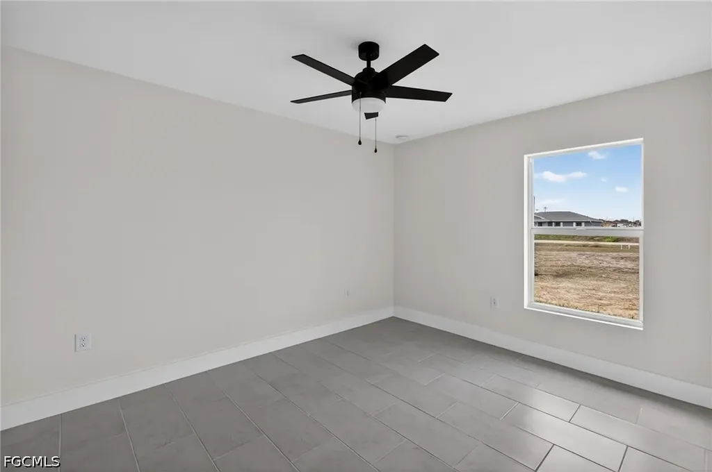 1614 NE 6th Avenue Cape Coral FL 33909