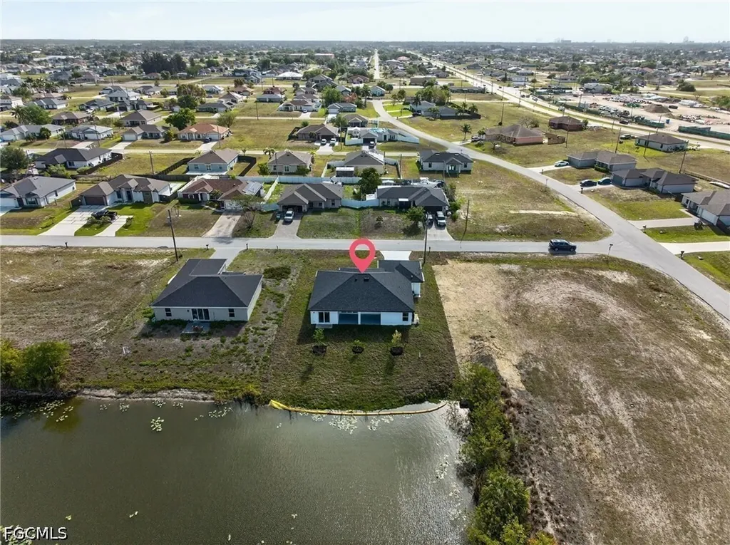 1614 NE 6th Avenue Cape Coral FL 33909