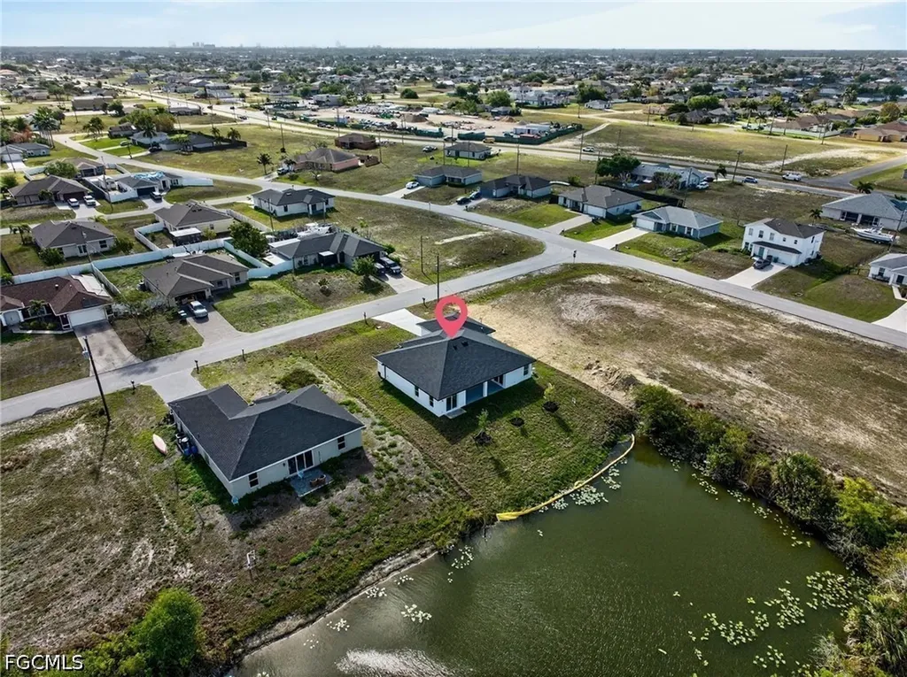 1614 NE 6th Avenue Cape Coral FL 33909