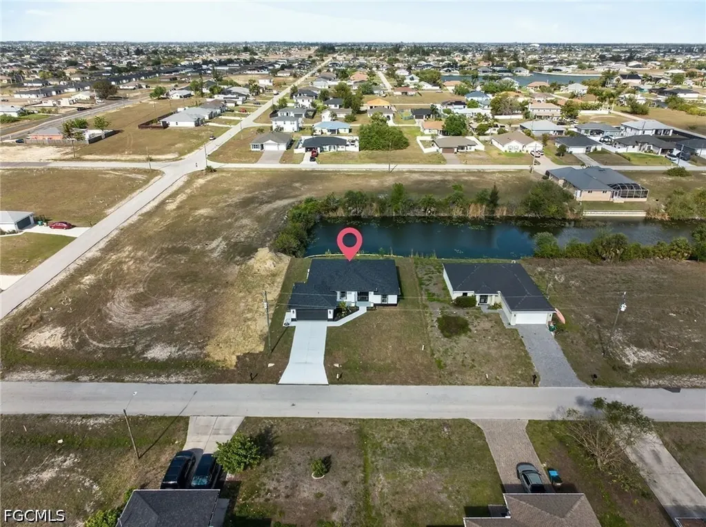 1614 NE 6th Avenue Cape Coral FL 33909