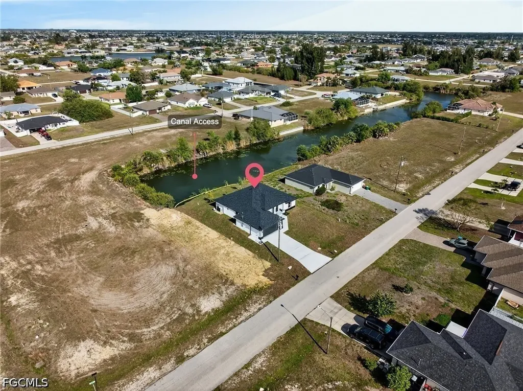 1614 NE 6th Avenue Cape Coral FL 33909