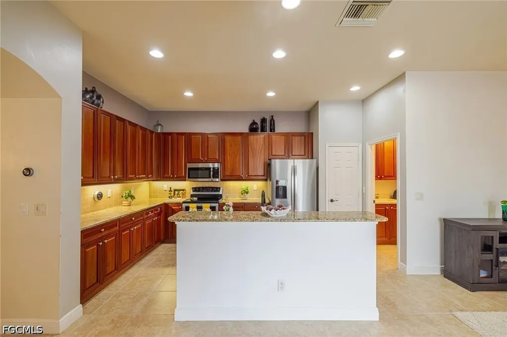 5643 Kensington Loop Fort Myers FL 33912